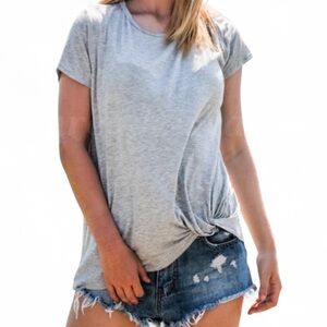 Twist  Front ‎ Tee